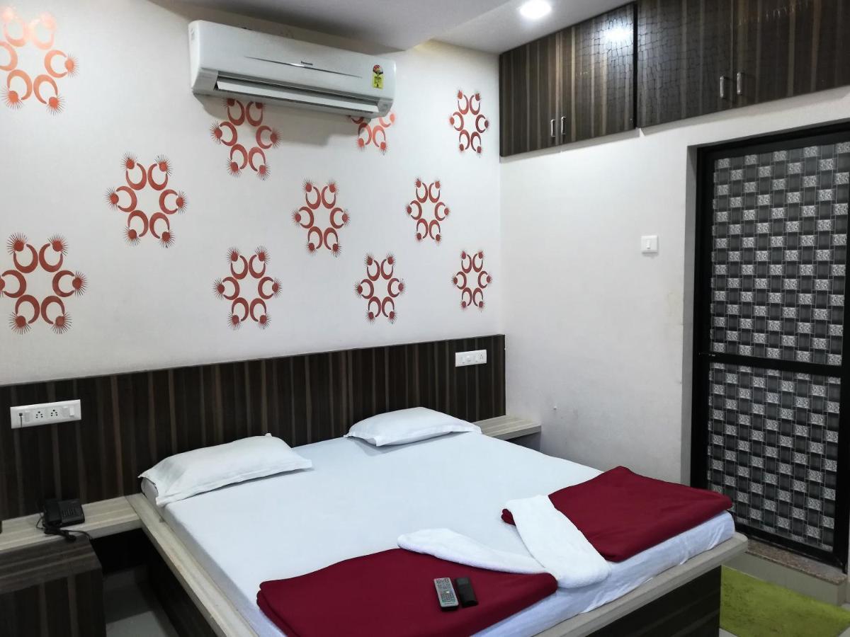 Hotel Shiv Regency Kukma 外观 照片