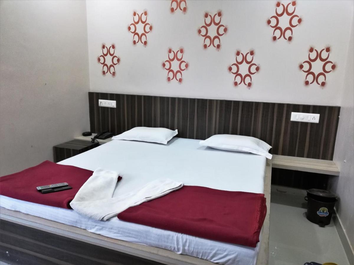 Hotel Shiv Regency Kukma 外观 照片