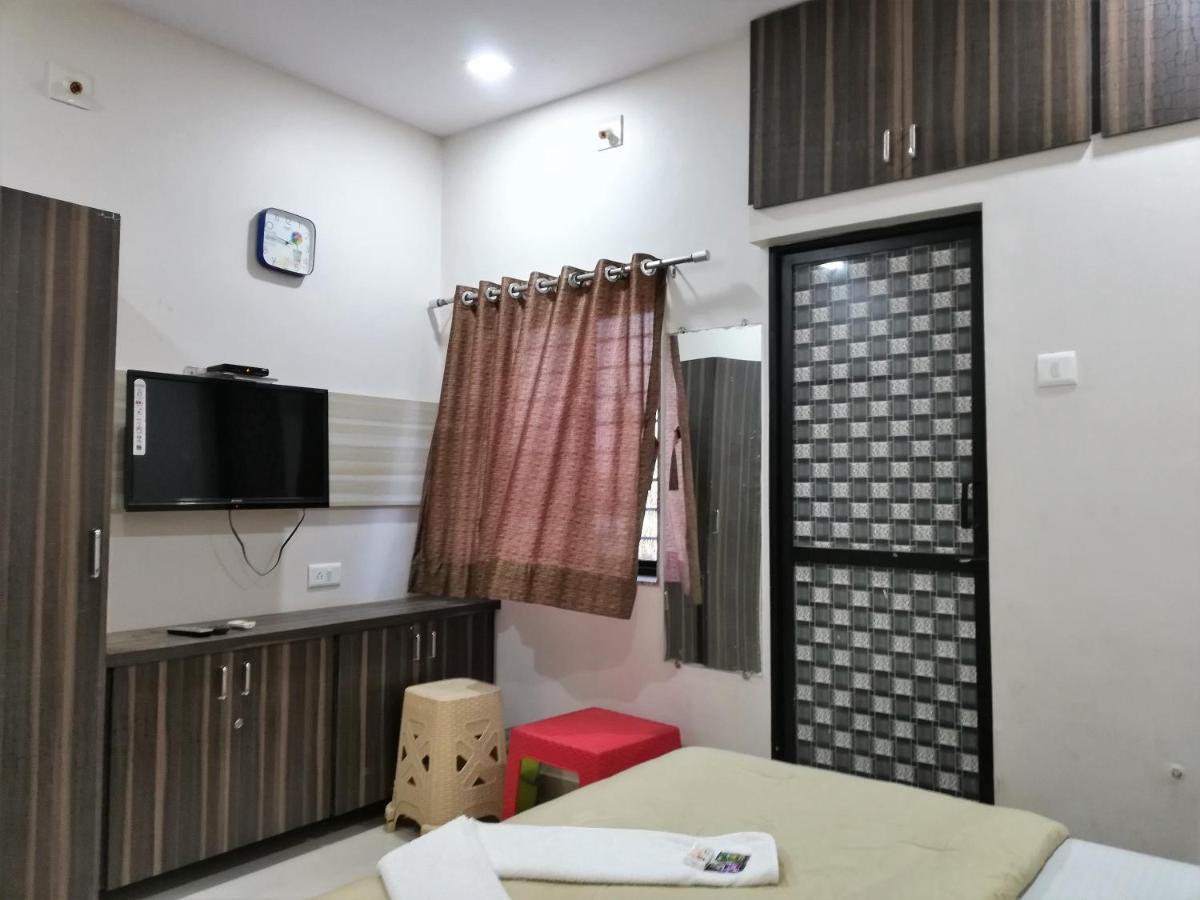 Hotel Shiv Regency Kukma 外观 照片